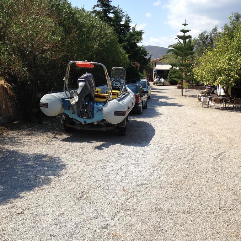 Agioi Pandes Oasis Studios Ag Pantes מראה חיצוני תמונה